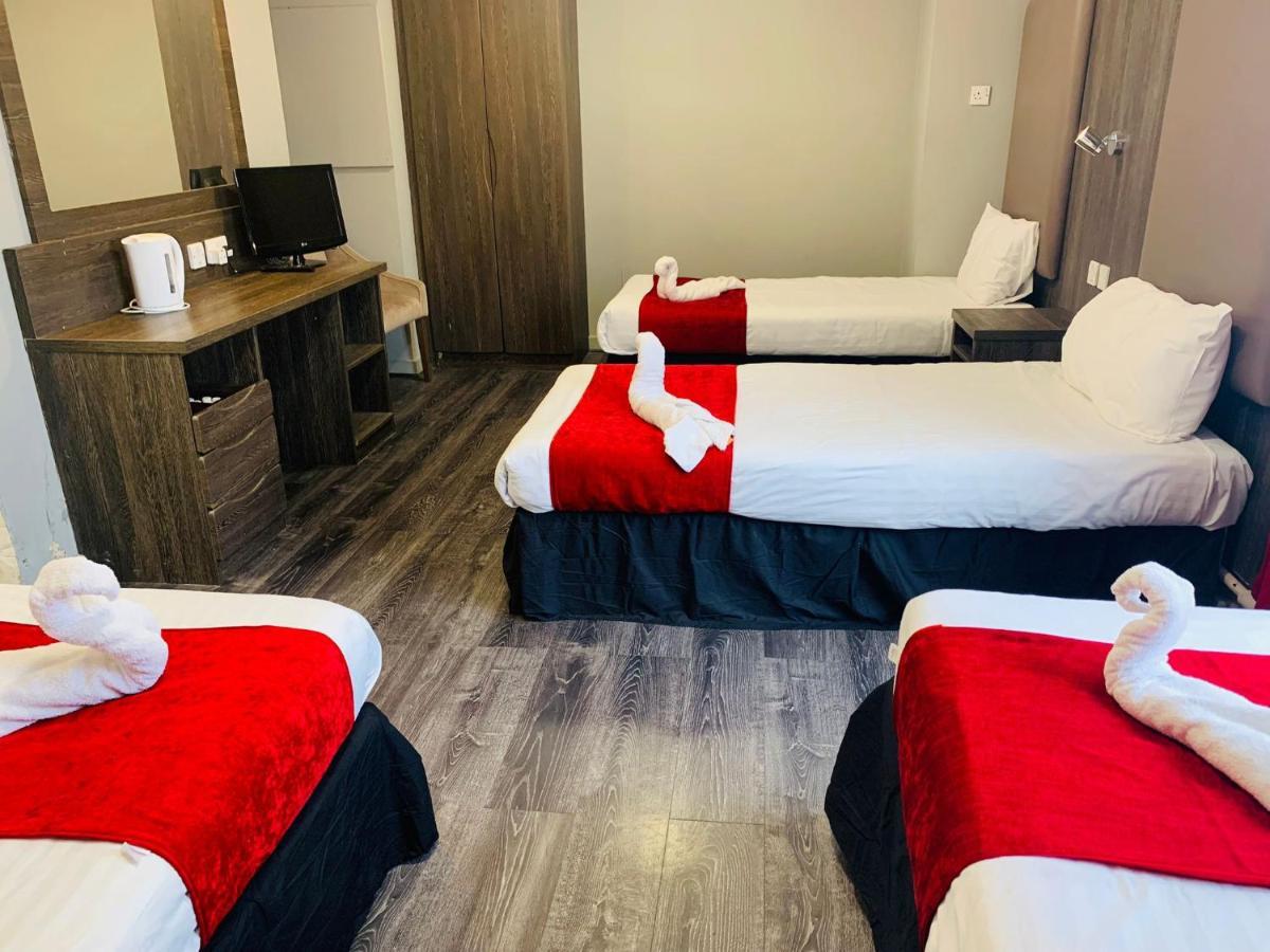 Hotel Lily London Bagian luar foto