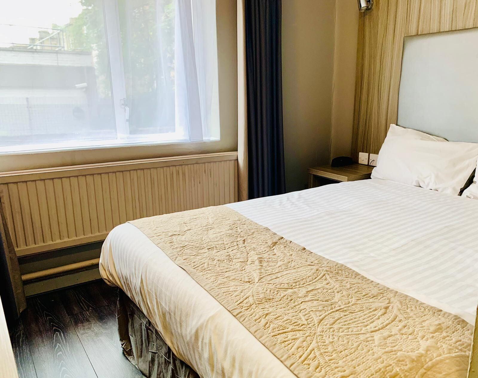 Hotel Lily London Bagian luar foto