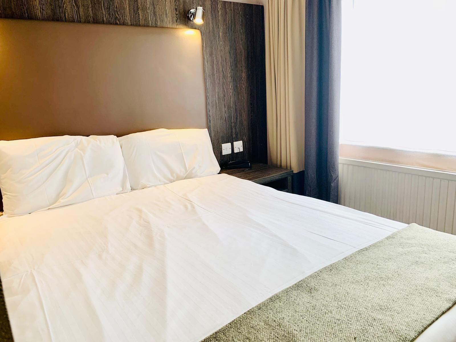 Hotel Lily London Bagian luar foto