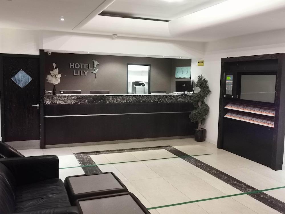 Hotel Lily London Bagian luar foto
