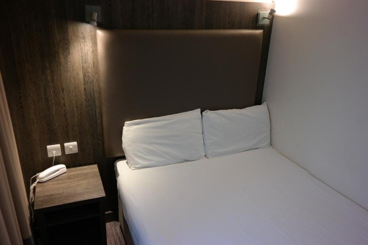 Hotel Lily London Bagian luar foto